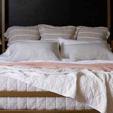 Belle & June Dr. Weil Heritage Quilt 